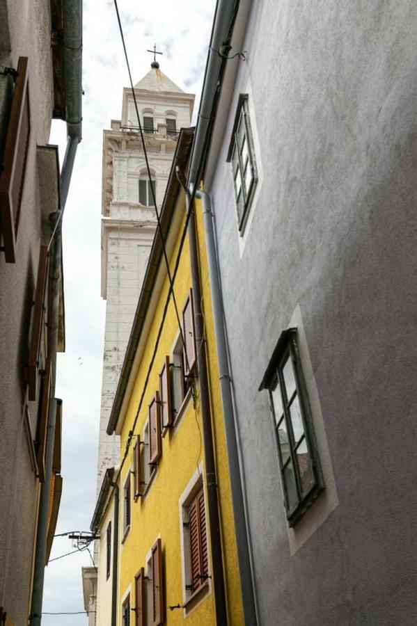 Studio Apartman Old Town 诺维·维诺多尔斯基 外观 照片